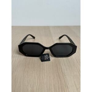 Limited The Devil Wears Prada 2 Sunglasses - New